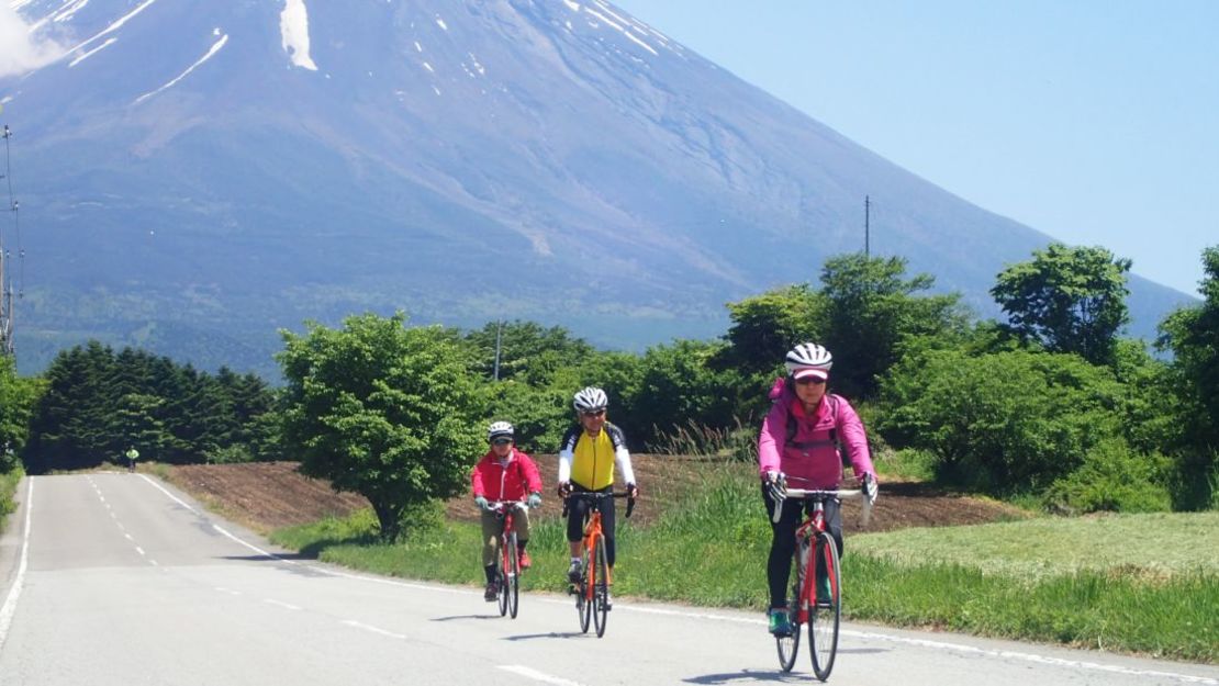 Ciclismo desde el monte Fuji a Kyoto, Japón: Este viaje de 12 días es una forma más lenta de conocer un lado más tradicional de Japón, a través de los Cinco Lagos de Fuji y pueblos tradicionales cerca del lago Biwa, antes de terminar en la antigua ciudad de Kyoto.