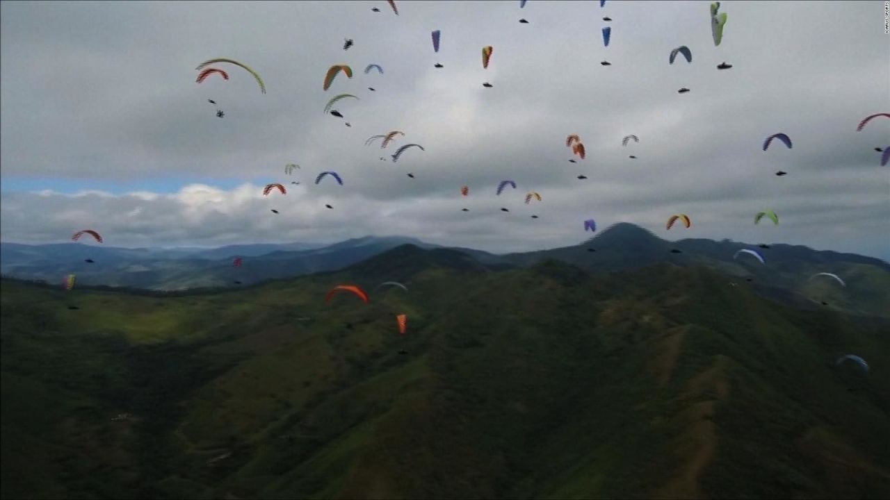 CNNE 485152 - parapentistas colombia