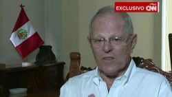 CNNE 486207 - pedro pablo kuczynski exclusiva cnn jose levy