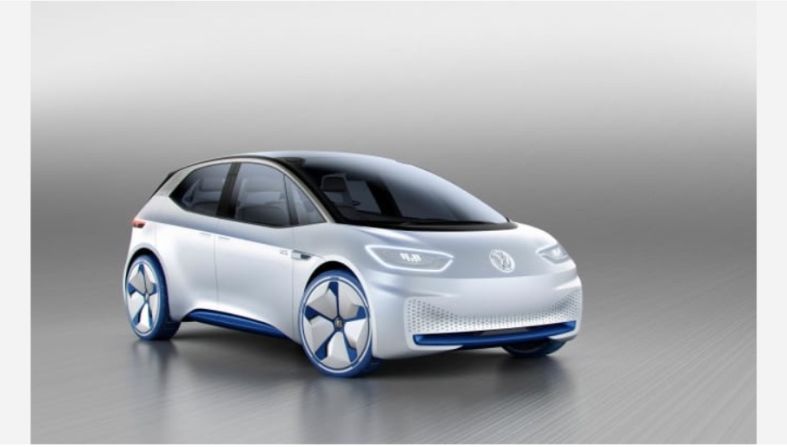 Volkswagen I.D. — Este debería ser el año en que los principales fabricantes de autos se vuelvan realmente serios sobre de los autos eléctricos, liberando el potencial de la última tecnología en baterías, y también aprovechar las ventajas de quitar el motor de combustión. El concepto del Volkswagen ID es un primer ejemplo: se dice que su versión de producción, que se espera debute en los próximos 12 meses, tiene casi el mismo tamaño que un Golf, pero ofrece el mismo espacio interior que el Passat.