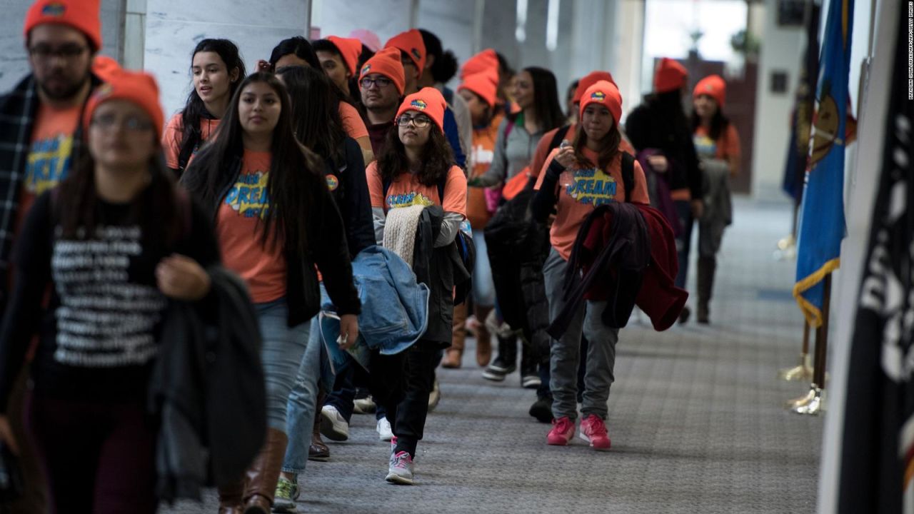 CNNE 487040 - sonadores protesta