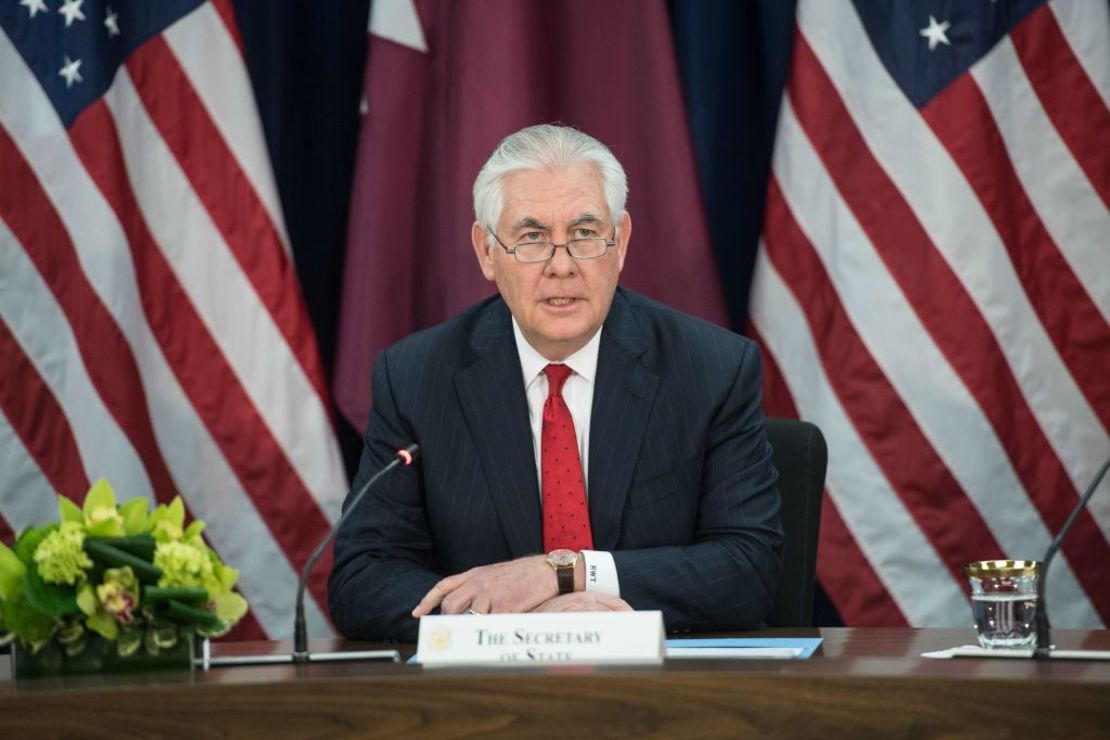 Foto de archivo. El secretario de Estado de EE.UU., Rex Tillerson, durante la firma de acuerdos con Qatar en Washington, el 30 de enero de 2018.