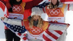 CNNE 492217 - chloe kim snowboarding oro pyeongchang 2018