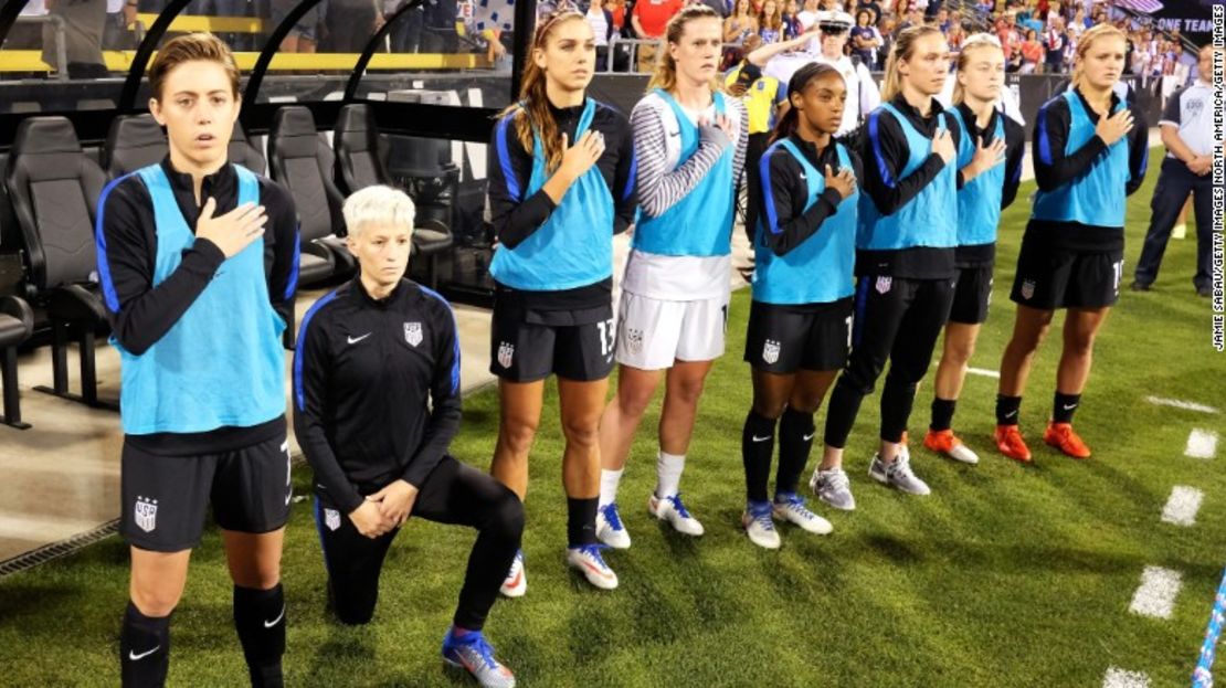 CNNE 4e638ccf - 161116172937-megan-rapinoe-social-protest-exlarge-169