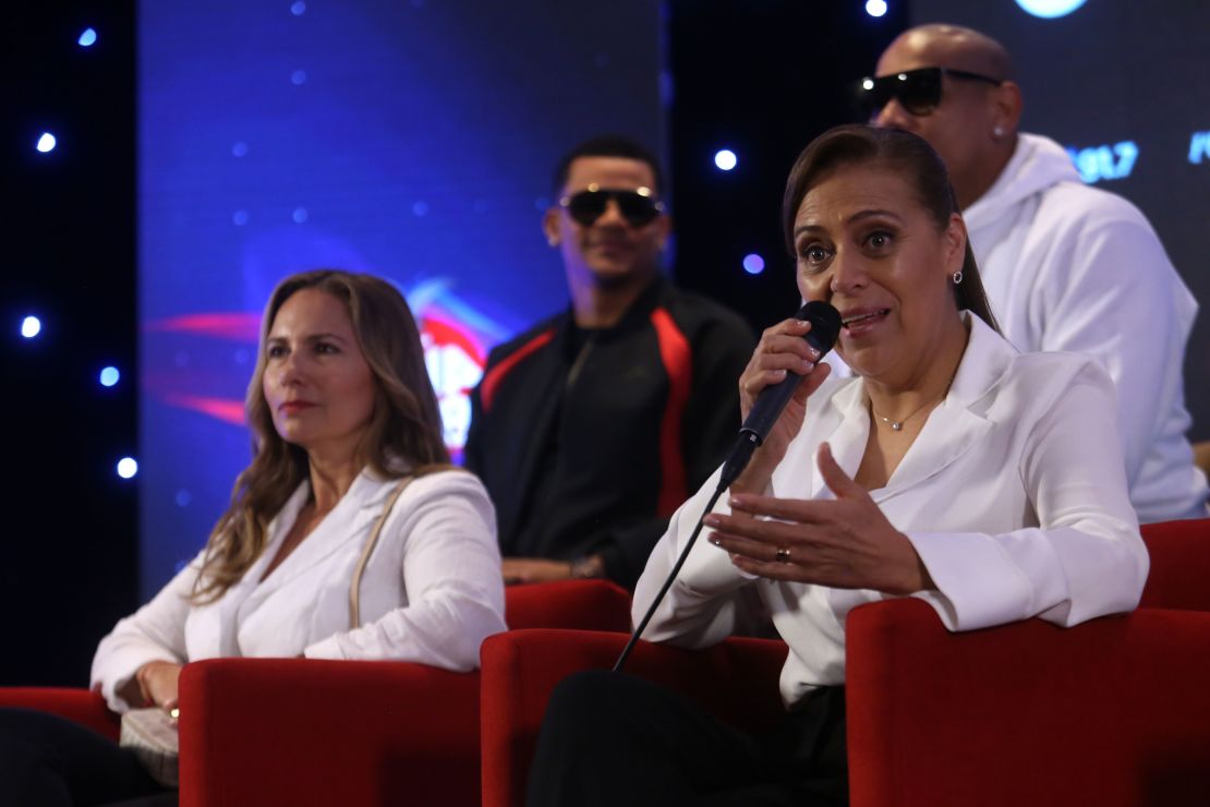 La profesora Pamela Pacheco durante la conferencia de prensa de la presentación del jurado de Viña del Mar 2018.