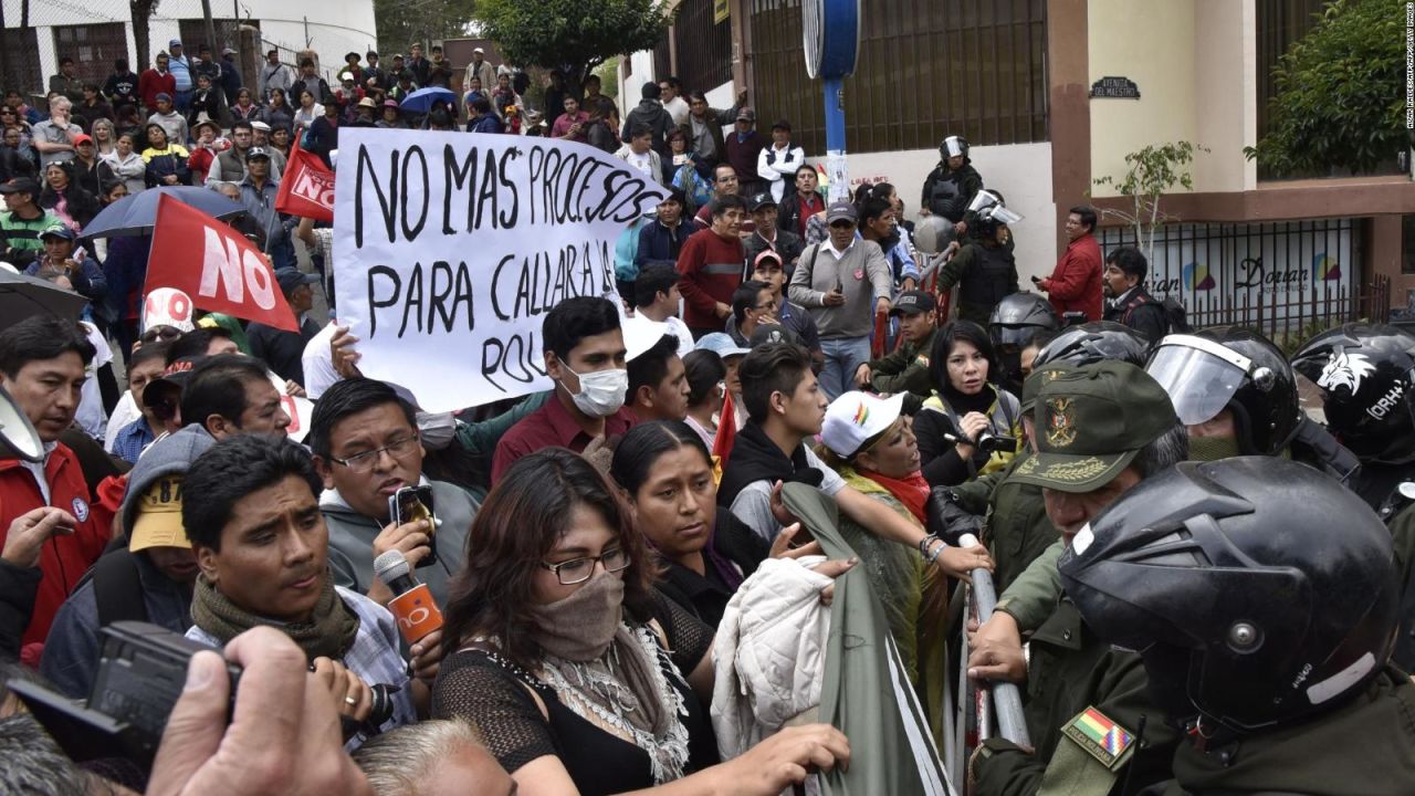 CNNE 500629 - protestas bolivia evo