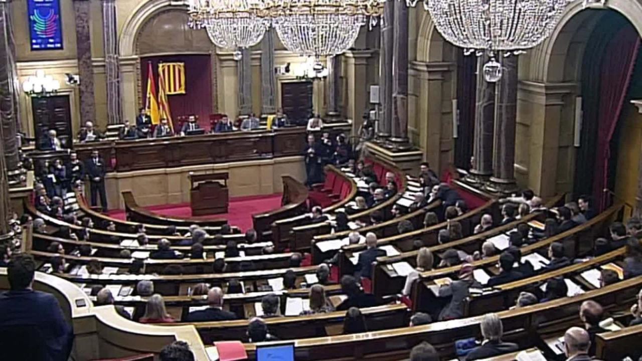 CNNE 502621 - parlamento cataluna