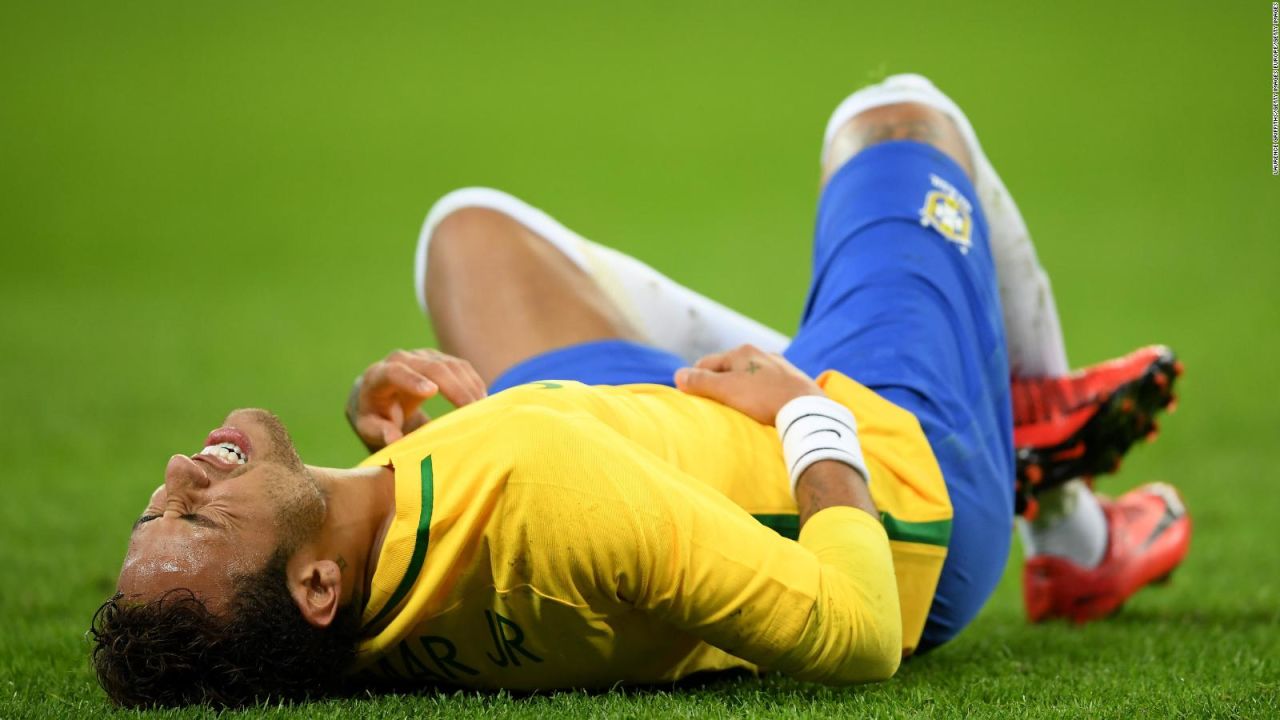 CNNE 502891 - neymar lesion