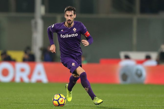 Davide Astori: a sus 31 años, el capitán y defensa del club de fútbol Fiorentina murió a raíz de una enfermedad repentina. Falleció el pasado 4 de marzo.