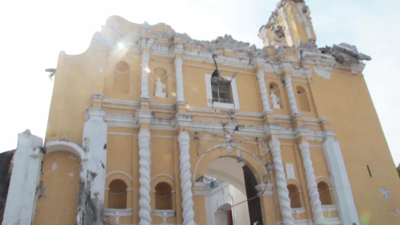 CNNE 508792 - atzala puebla terremoto 19 s iglesia derrumbe