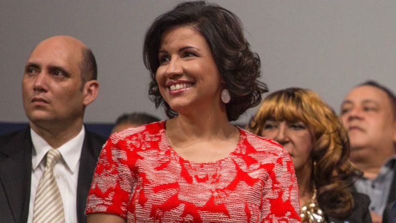 Margarita María Cedeño Lizardo, vicepresidenta de República Dominicana desde mayo de 2012. Doctora en Derecho y con estudios complementarios de Derecho Empresarial, Legislación Económica y Ciencia Política para el Desarrollo. Como vicepresidente ha impulsado el programa Progresando con Solidaridad, de lucha contra la pobreza. Es, asimismo, coordinadora de los programas sociales del actual gobierno de República Dominicana.