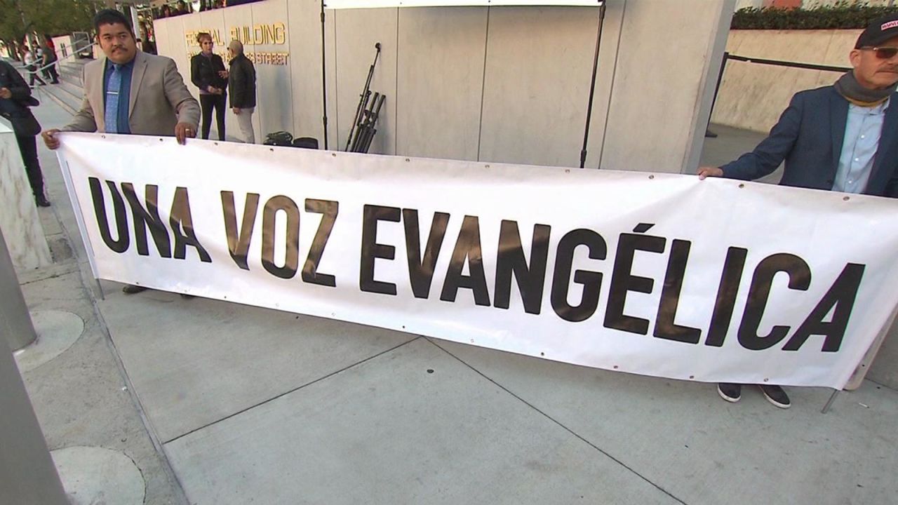 CNNE 510326 - lideres religiosos en california envian un mensaje a trump