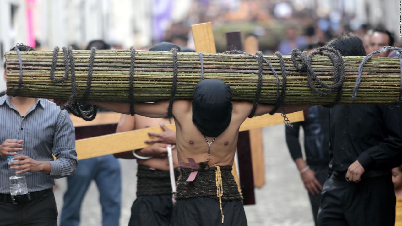 CNNE 510531 - celebracion de semana santa en mexico- el dolor como acto de fe