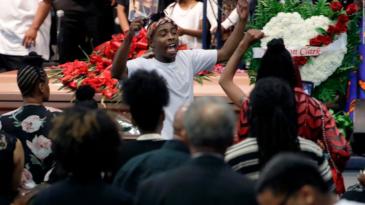 CNNE 510557 - el adios a stephon clark en california