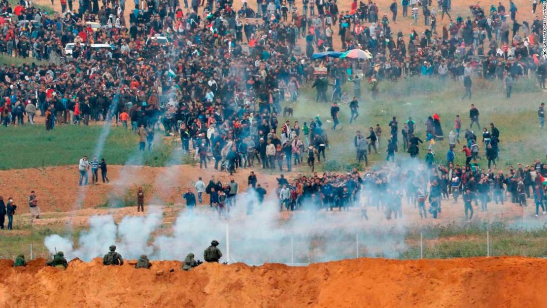 Una fotografía tomada el 30 de marzo de 2018 desde el kibutz israelí sur de Nahal Oz, al otro lado de la frontera con Gaza.