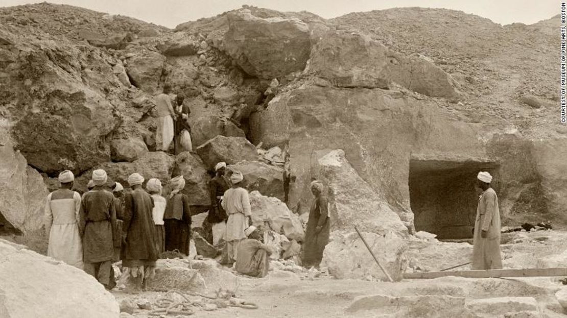 La excavación en la tumba Djehutynakht en 1915. Crédito: cortesía del Museo de Bellas Artes de Boston