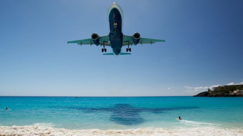 Aeropuerto Internacional Princess Juliana, Philipsburg, Sint Maarten, Caribe francés/neerlandés.