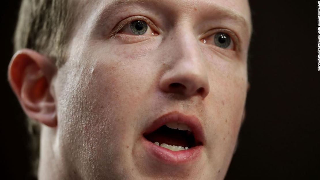 Mark Zuckerberg ante el Senado de Estados Unidos.