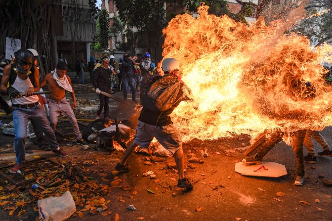 Las fotos de Barreto muestran otros ángulos del incidente.