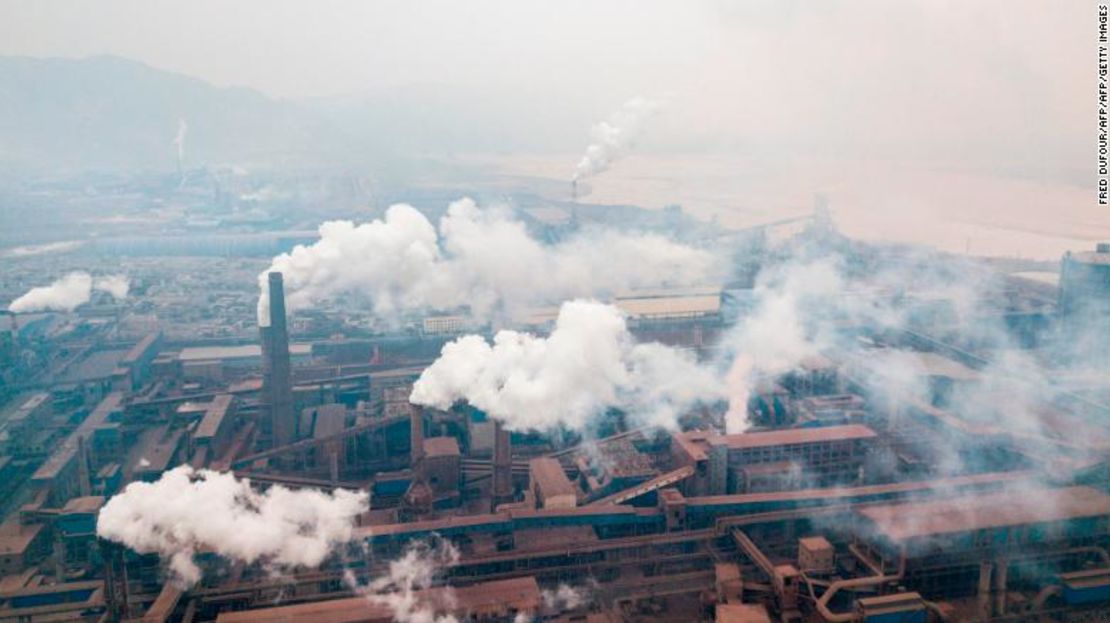 La contaminación emitida por las fábricas de acero en Hancheng, Shaanxi, China, en febrero de 2017.