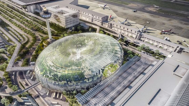 Nueva joya: en 2019 Changi planea abrir su terminal emblemática "Jewel", donde los límites entre el aeropuerto y la fantasía se difuminarán aún más.