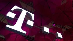 CNNE 515911 - #lacifradeldia- t-mobile acuerda pagar us$ 40 millones de multa