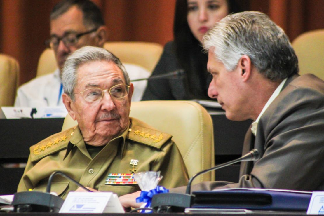 CNNE 516168 - cuba-national assembly-castro