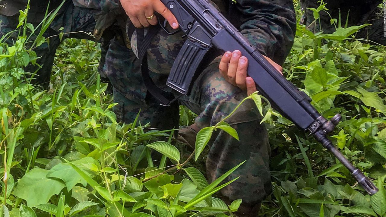 CNNE 516862 - violencia de "narcoparamilitares" altera paz en colombia