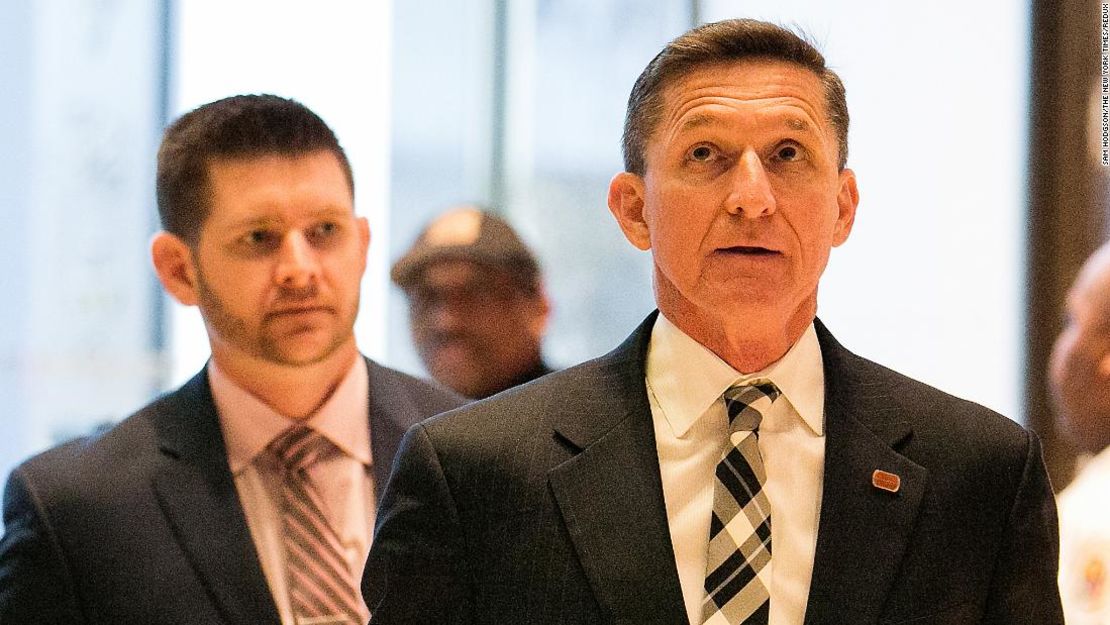 Michael Flynn y su hijo, Michael Flynn Jr.