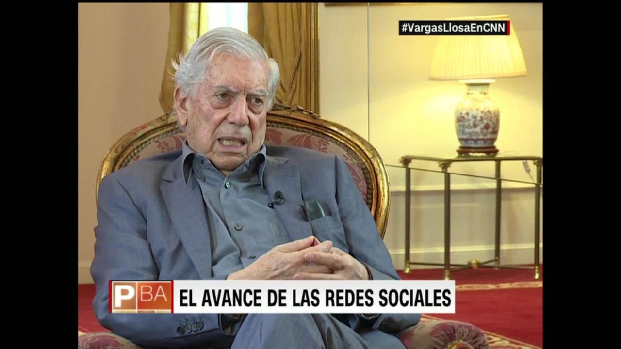 CNNE 518441 - vargas llosa, preocupado por las redes sociales