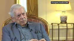 CNNE 518443 - vargas llosa- "ninguna dictadura ha sido eterna y cuba en algun momento cambiara"