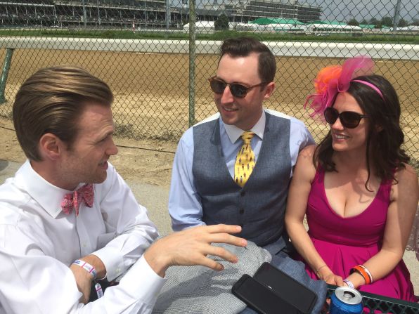 Imágenes del ambiente en Churchill Downs, en Louisville, a días de que se realice el Derby de Kentucky, este sábado. Crédito: Matthew Vigil