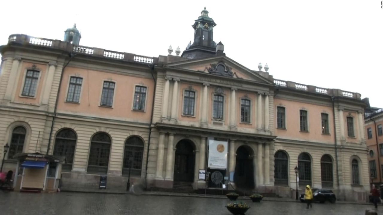 CNNE 521117 - posponen entrega del premio nobel de literatura