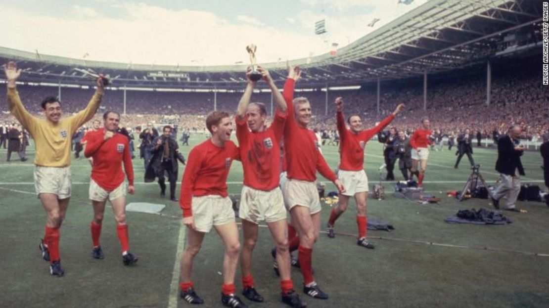 Inglaterra usó su camiseta roja cuando ganó la Copa Mundial de 1966 contra Alemania Occidental.