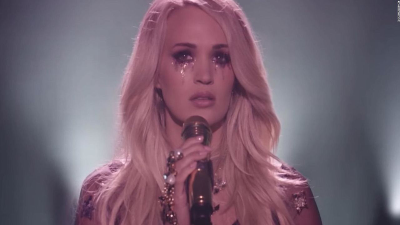 CNNE 521779 - primer video de carrie underwood desde su accidente