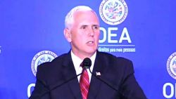 CNNE 521781 - mike pence pide suspender a venezuela de la oea