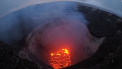 CNNE 522469 - lluvia acida, una nueva preocupacion para hawai tras la erupcion del volcan kilauea