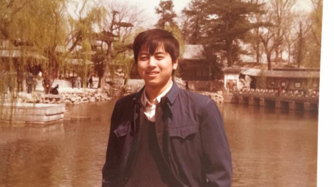 El convicto de Tiananmén, Dong Shengkun, en 1989, antes de que fuera encarcelado por el gobierno chino.