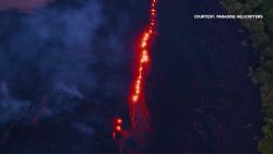 CNNE 524071 - se abren nuevas fisuras del volcan kiluaea en hawai