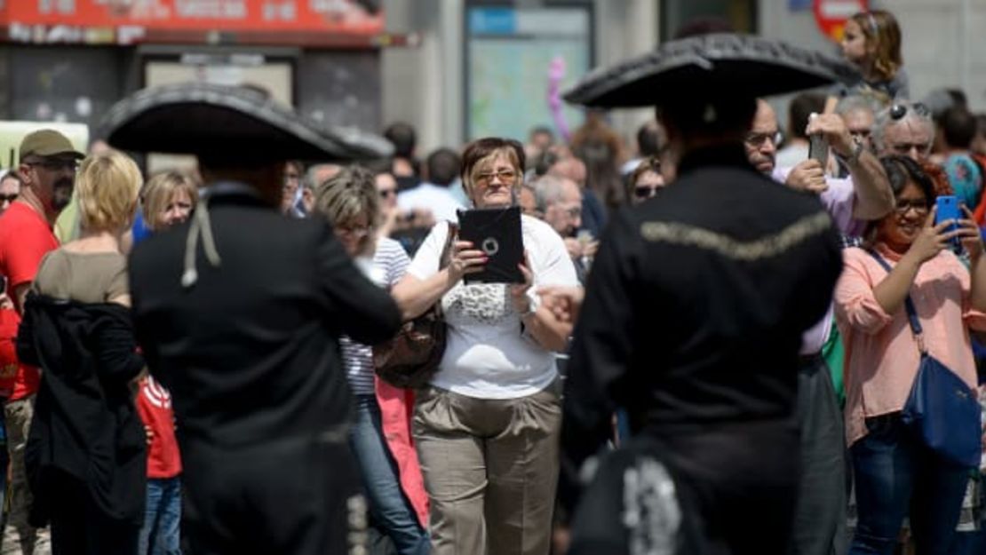 Madrid es un destino muy popular, atrae a muchos visitantes cada año.