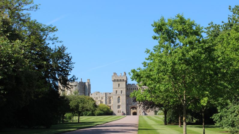 Este es el acceso por el que la pareja real volverá a entrar al castillo de Windsor tras la procesión, que se prevé dure alrededor de 25 minutos.