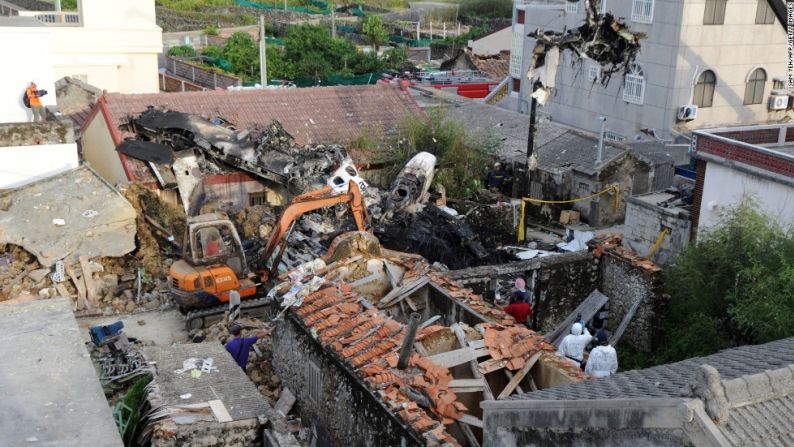 48 personas murieron cuando el vuelo GE222 de TransAsia Airways se estrelló en la cadena de islas Penghu de Taiwán, el 23 de julio de 2014.