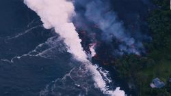 CNNE 526201 - asi llego la lava del kilauea al pacifico