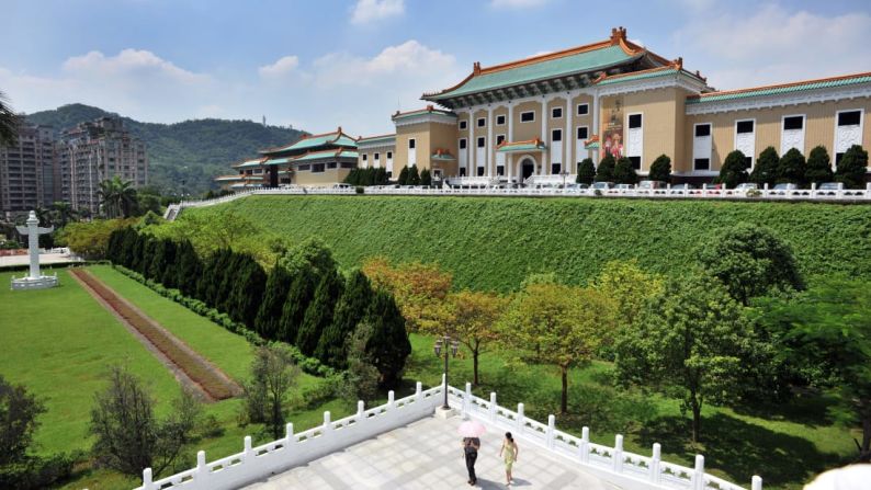 13. Museo del Palacio Nacional, Taipei: el impresionante museo del palacio de Taiwán alberga una colección de artefactos chinos antiguos.