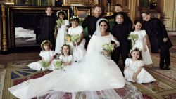 CNNE 527207 - fotografo oficial de la boda real- son una pareja adorable