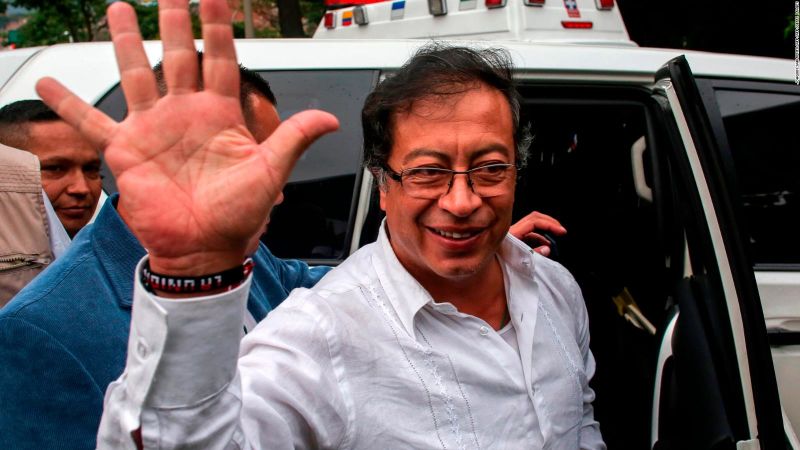 ¿qué propone gustavo petro en materia de economía, trabajo e impuestos para ser presidente de colombia? | cnn