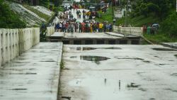 CNNE 528880 - la tormenta alberto causa caos y danos en cuba