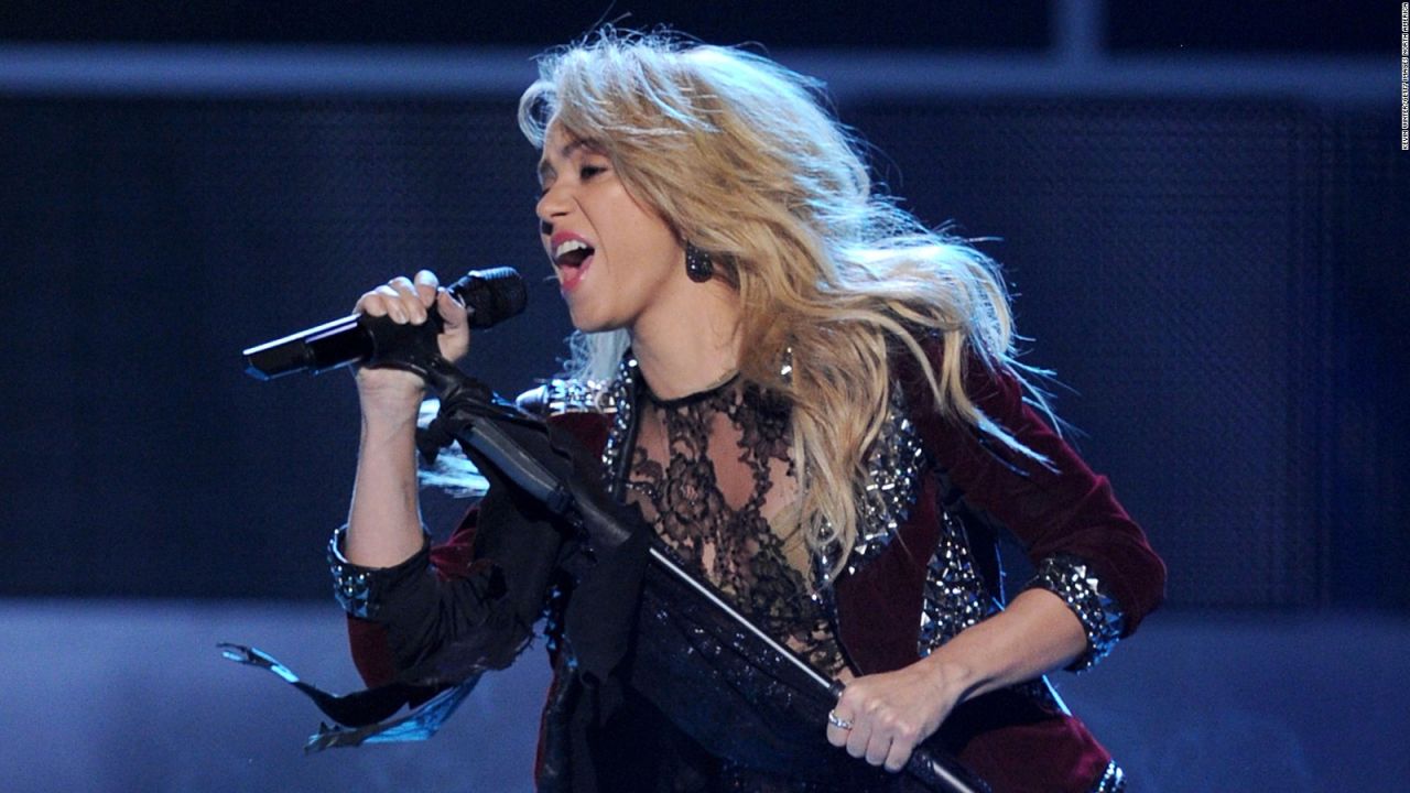 CNNE 530562 - shakira regresa a los escenarios