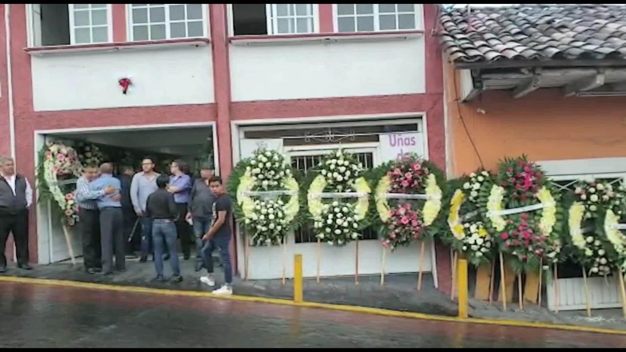 CNNE 530735 - asesinan a una candidata a diputada en huauchinango, puebla