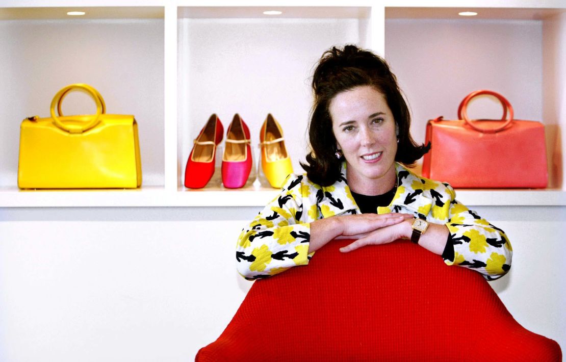 CNNE 530858 - kate spade pose with handbags